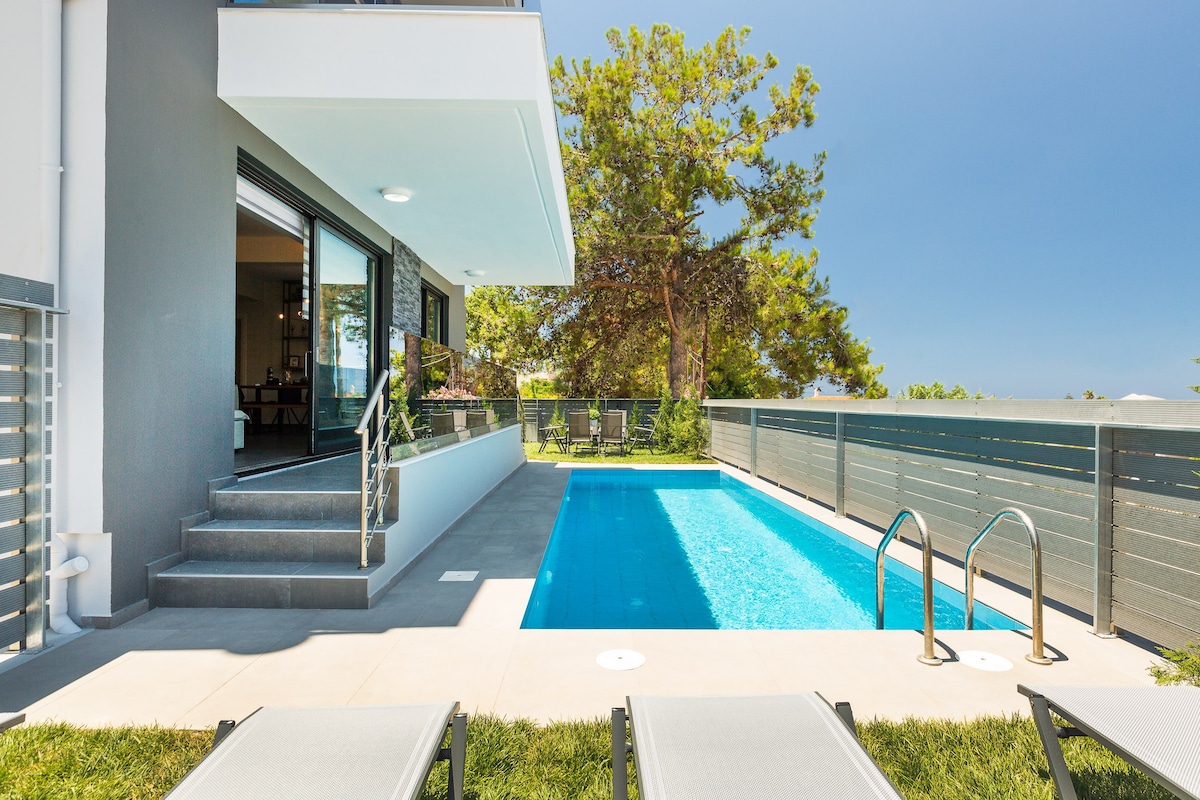 Nisos Villa, Pool & SpaWhirlpool, Walking to Beach
