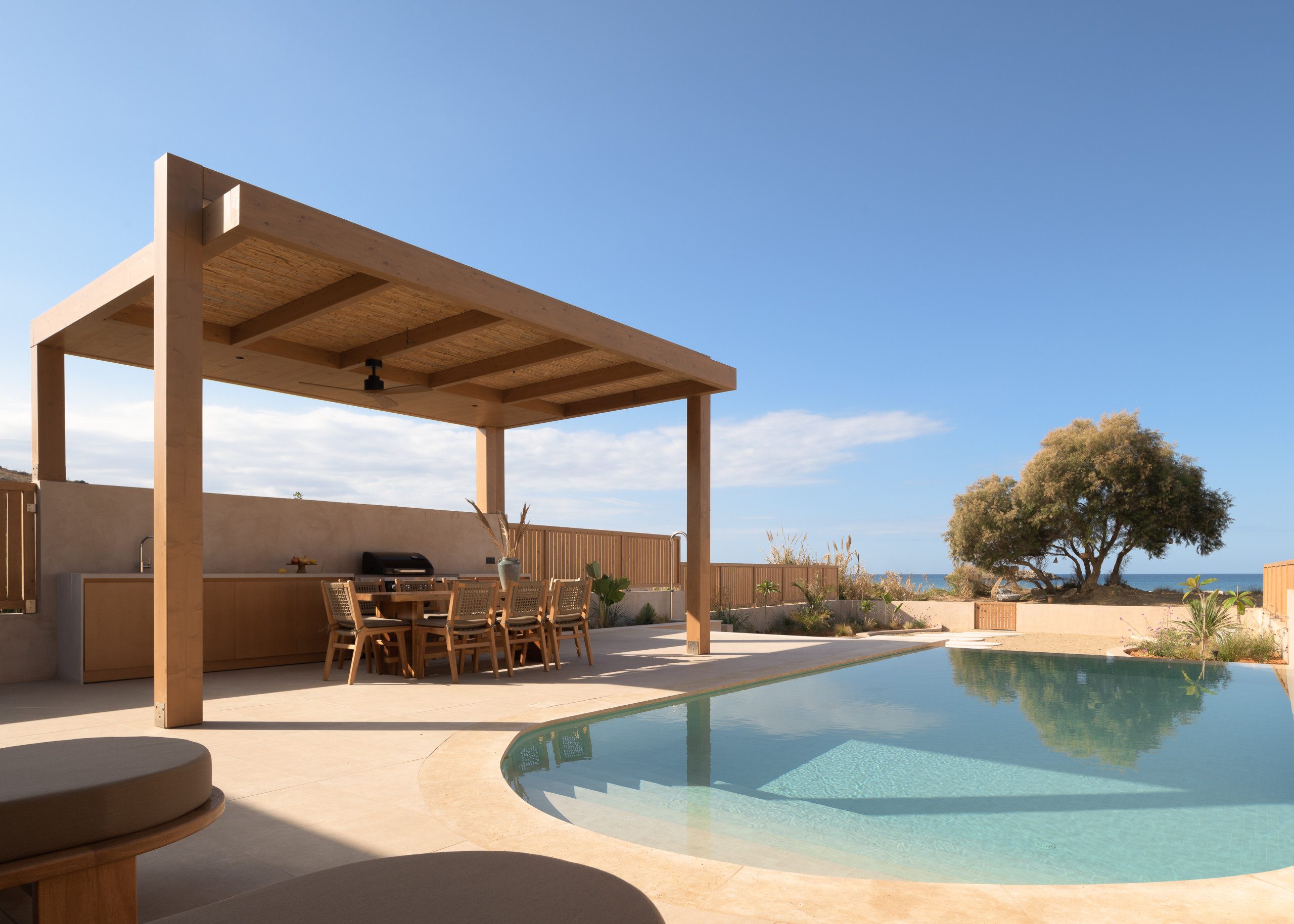 Cicada Oneiro Villa, Pool-Gym-Beach-5*Hotel Access