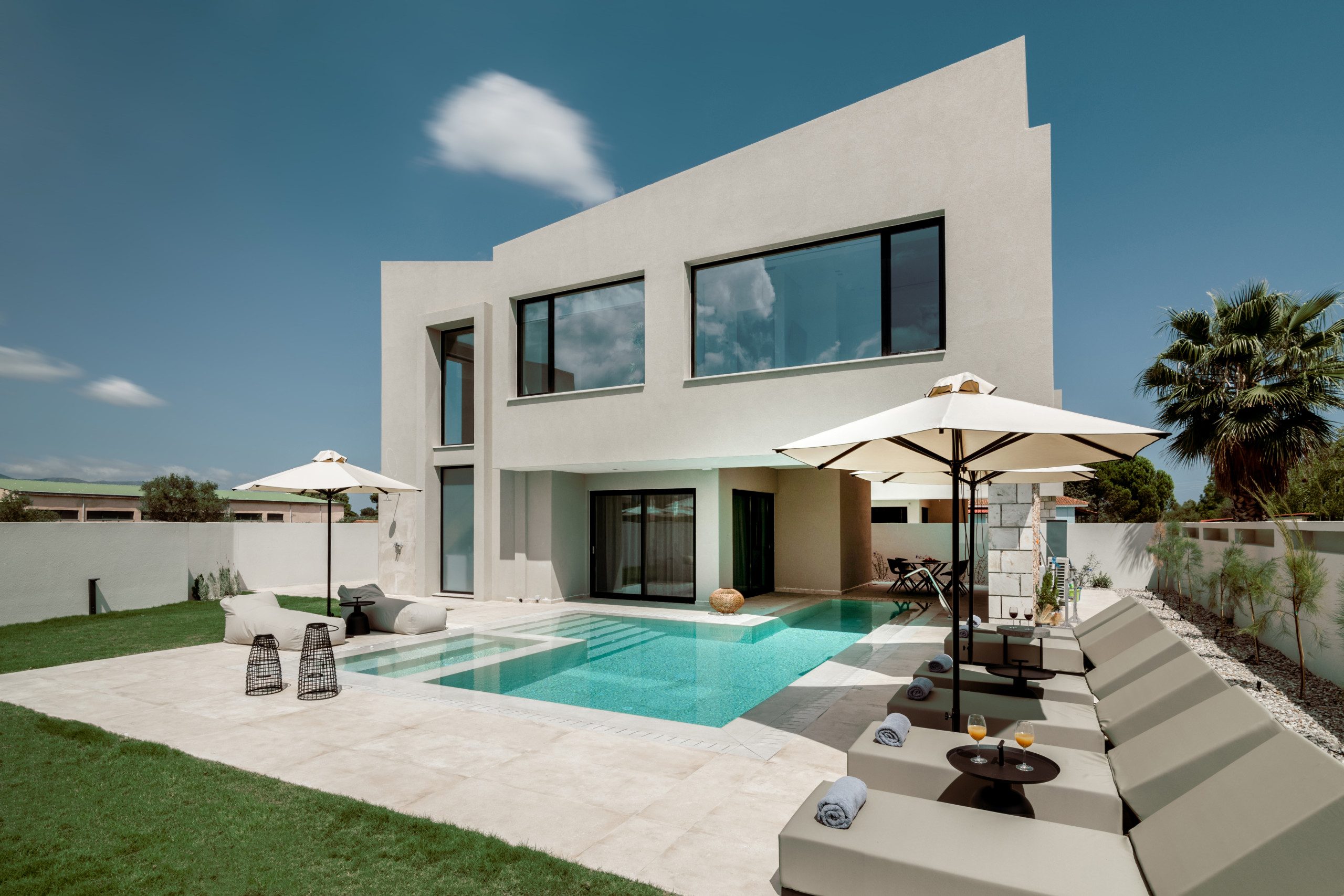 Vorto Luxury Villa I, with Pool & Movie Screen