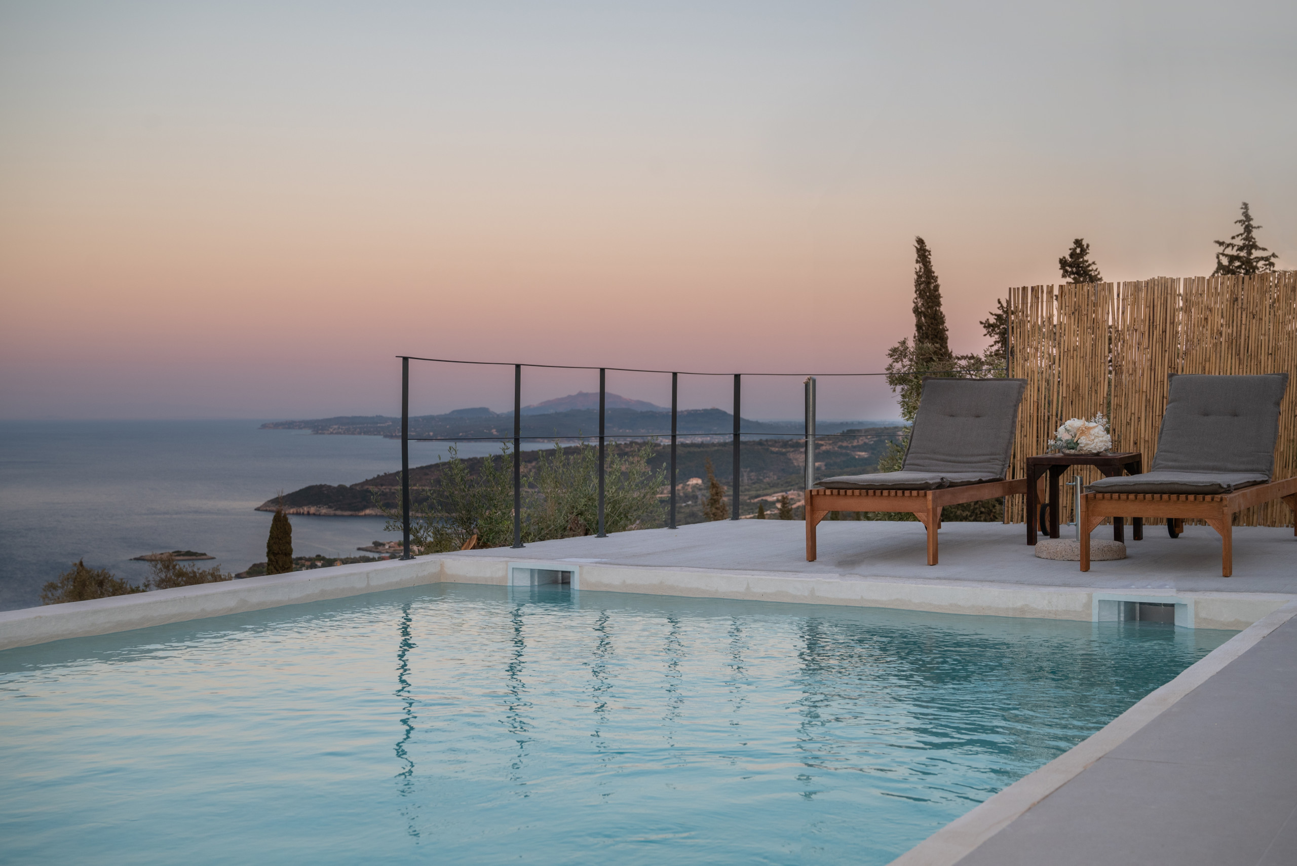 Askos Luxury Suite I, a Zakynthian Hideaway