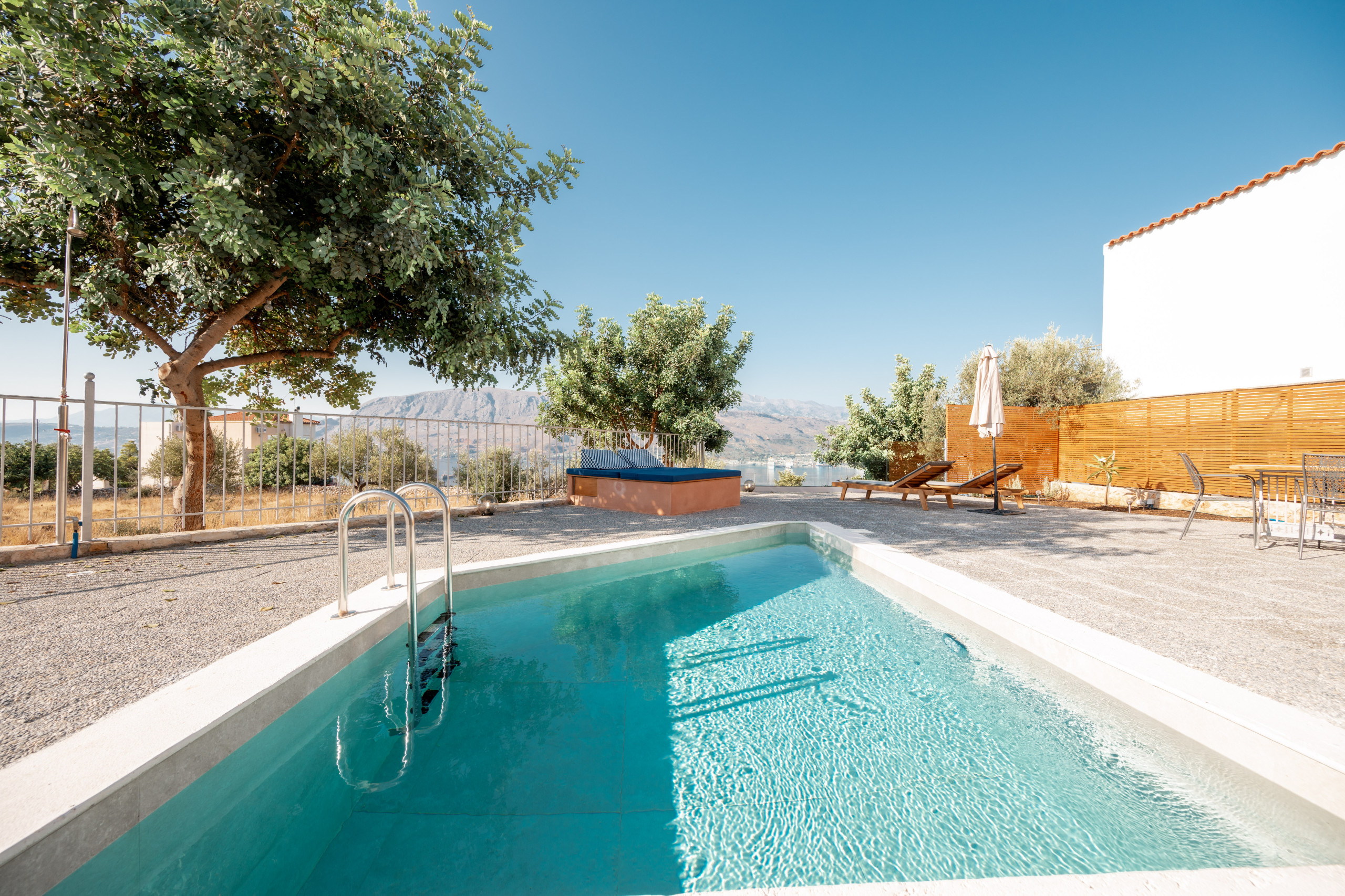 Istros Villa III, infinite blue