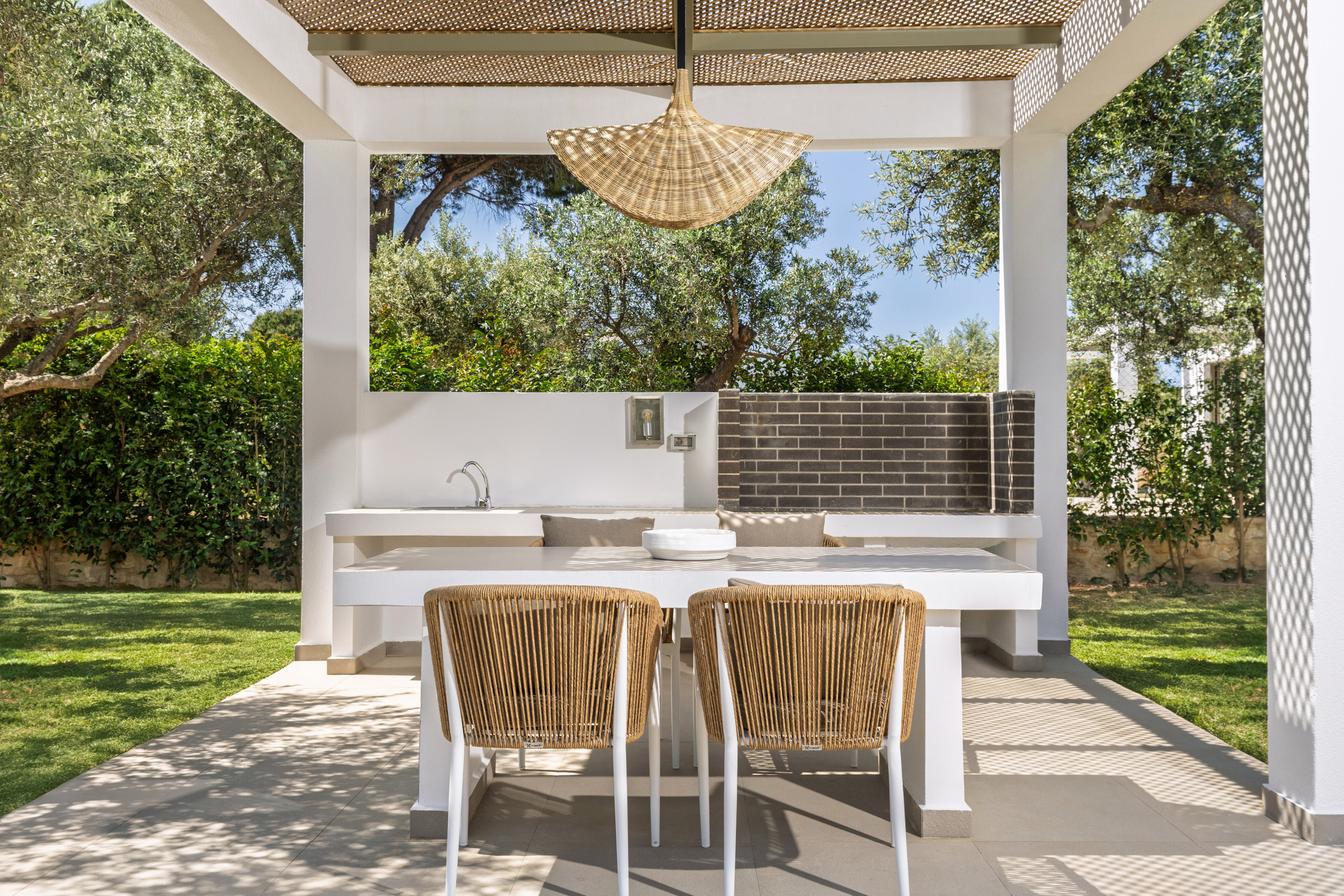 Aura Villa, an Iconic Retreat